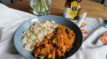 Reteță de post de la Ariesa! Curry galben vegan cu năut și salată de ardei capia Răzvan Răzvan Idicel