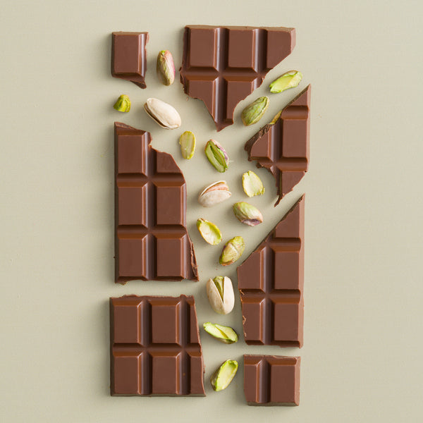 Ciocolată cu lapte și fistic 52% cacao - Răzvan Idicel - 80g