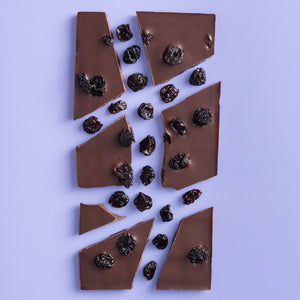 Ciocolată neagră cu vișine din vișinată 70% cacao - Răzvan Idicel - 80g