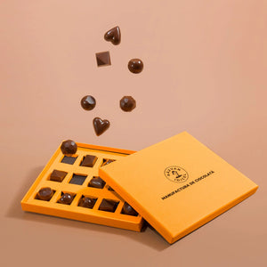 Cutia cu selecția de praline de ciocolată - Răzvan Idicel